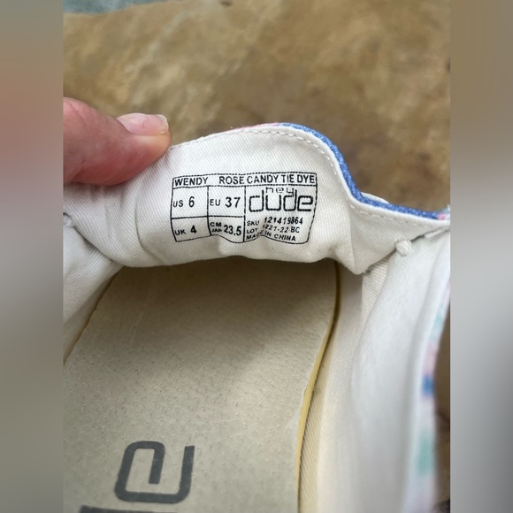 Hey Dude Women's Wendy Tie Dye Slip-On Shoes in Rose Candy Size 6 NWT - Picture 5 of 11